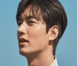 Birunya Langit, Laut, dan Kemeja Lee Min Ho