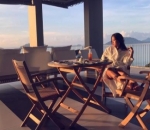 Jedar Menikmati Sunset