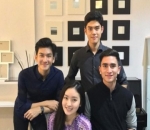 Berfoto Bersama Natasha Wilona