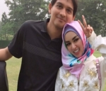  Bermain Golf Bersama