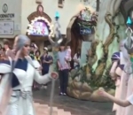 Inul Daratista di Lotte World Tower