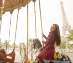 Berada di Taman Bermain