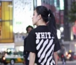 Syahrini dalam Balutan Legging Boots