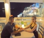 Makan Malam Romantis