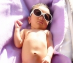 Baby Salma sedang Berjemur