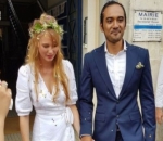 Potret Bahagia Ario Bayu dan Valentine Payen