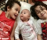 Baby Kayla Bersama Kedua Kakaknya