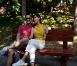 Menunggu Anak Bermain