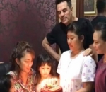 Potret Bahagia Keluarga Ussy