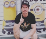 Foto Bareng 'Minion'