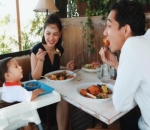 Kawa saat Makan Bersama Andien dan Ippe