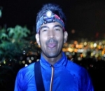 Robby Purba Mendaki di Malam Hari