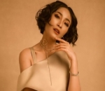 Rini Wulandari dalam Balutan Gaun Natalia Kiantoro