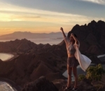 Menikmati Suasana Pulau Padar