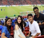 Menonton Pertama Kali