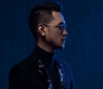 Afgan Gagah dengan Setelan Jas