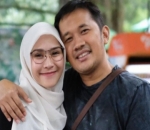 Zaskia Adya Mecca dan Hanung Bramantyo