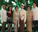 Mengundang Keluarga Dekat