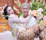 Sheza Idris & Surya Ibrahim Resmi Menikah