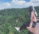  Zaskia Sungkar dalam 'Dua Hijab'