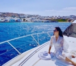 Nikmati Hembusan Angin di Yacht