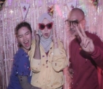 Tamu Undangan Zaskia Adya Mecca Berdandan Jadul