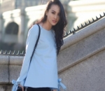 Ririn Ekawati Mempesona dalam Balutan Boots