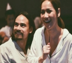 Kebahagiaan Hiasi Wajah Ashraf & Istri