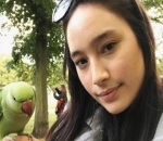 Tatjana Saphira Jalan-Jalan di Hyde Park