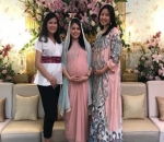 Keakraban Zivanna Letisha Bersama Sahabatnya