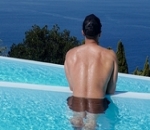 Indra Priawan Nikmati Waktu Liburannya