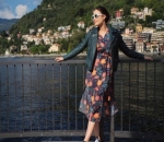 Tatjana Saphira Mampir di Danau