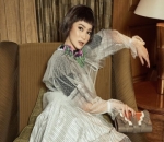 Bunga Zainal Makin Cantik Setelah 'Menghilang'