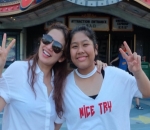  Ussy Sulistiwaty Pose Bareng Si Sulung