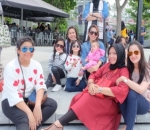  Akrabnya Keluarga Ussy Sulistiwaty