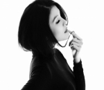 Maternity Shoot Perdana Sandra Dewi