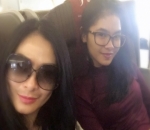  Iis Dahlia & Shay Indradjaja Berangkat ke Inggris