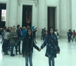 Iis Dahlia Tiba di London, Inggris