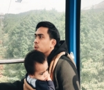 Ditto Bersama Sekala Naik Kereta Gantung