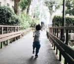 Tingkah Polah Sekala Selama Jalan-Jalan