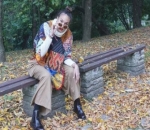  Kecenya Gaya Nadine Chandrawinata