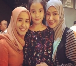 Erra Fazira Selalu Menjaga Aleesya