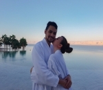 Pemandangan Liburan Asmirandah