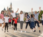  Serunya Liburan Mona Ratuliu