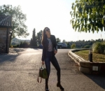 Gaya Kece Luna Maya di Spanyol