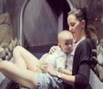  Jalan-Jalan Keluarga Dahlia Poland