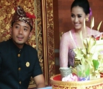  Sally Diana Cantik Berbalut Kebaya