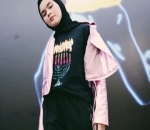 Gaya Hijab Anti Mainstream