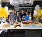  Undang Keluarga & Sahabat Dekat