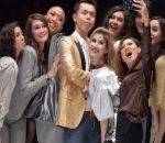 Gandeng Sederet Artis Tanah Air